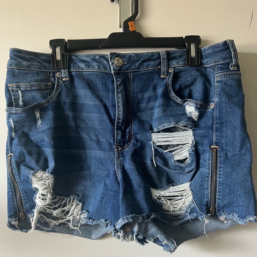 American Eagle Outfitters Zipper Side High Rise Shorts Plus 16